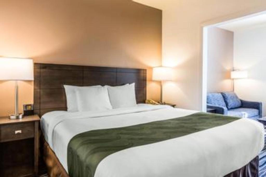Ramada Suites By Wyndham San Diego Dış mekan fotoğraf