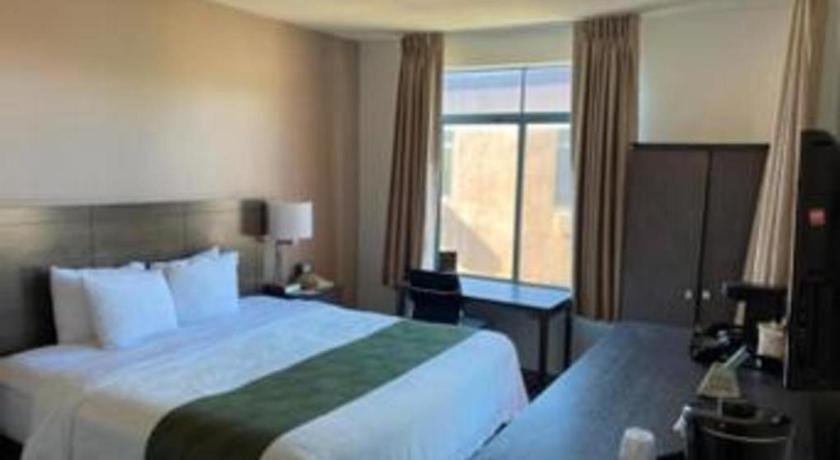 Ramada Suites By Wyndham San Diego Dış mekan fotoğraf